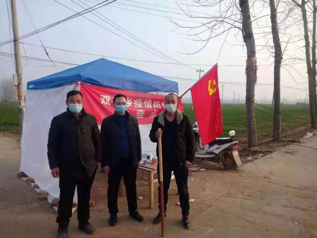 张一鸣回京？知情人士：仍base在新加坡，不存在“重回一线”|界面新闻 · 快讯